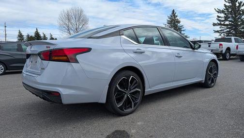 2023 Nissan Altima SR Intelligent AWD