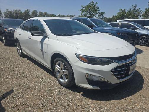 Summit White 2020 Chevrolet Malibu 1LS