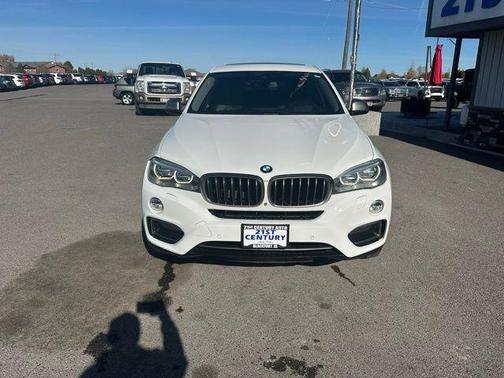 2015 BMW X6 xDrive50i