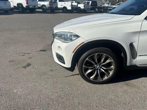 2015 BMW X6 xDrive50i