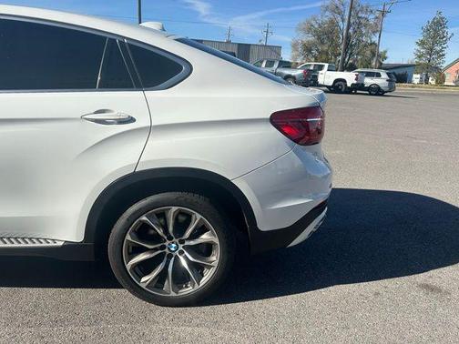 2015 BMW X6 xDrive50i