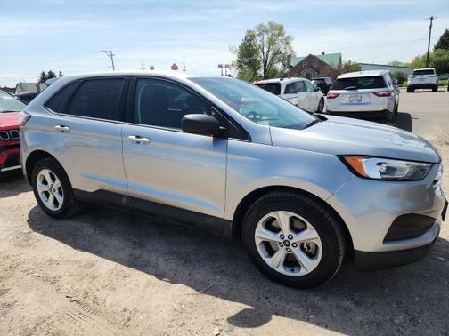 2020 Ford Edge SE