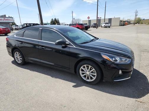 2018 Hyundai SONATA SE