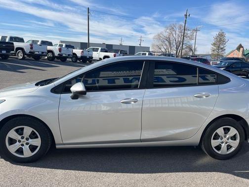 2018 Chevrolet Cruze LS