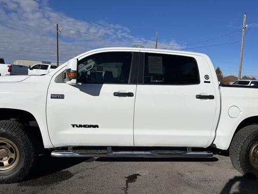 2014 Toyota Tundra SR5