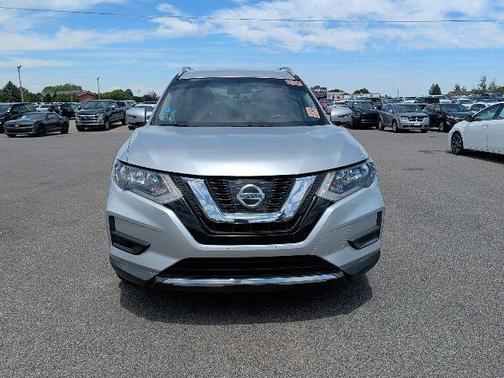 Brilliant Silver 2017 Nissan Rogue SV