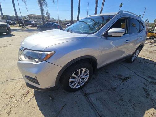 Brilliant Silver 2017 Nissan Rogue SV