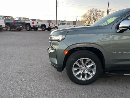 2023 Chevrolet Suburban Premier