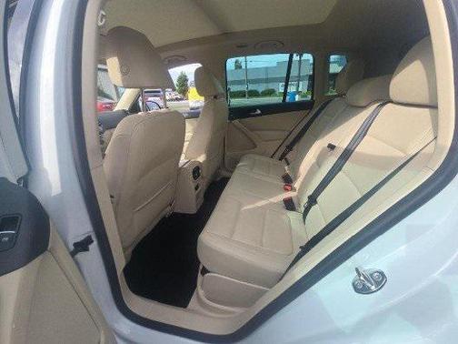 2017 Volkswagen Tiguan 2.0T Wolfsburg Edition