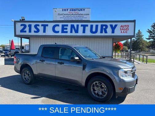 Gray Metallic 2024 Ford Maverick XLT