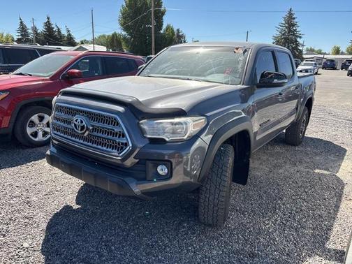 2017 Toyota Tacoma SR