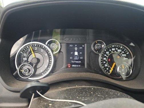 2021 RAM 2500 Tradesman Crew Cab 4x4 8' Box