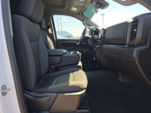 Summit White 2024 Chevrolet Silverado 2500 LT