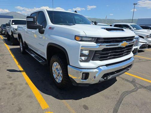 Summit White 2024 Chevrolet Silverado 2500 LT