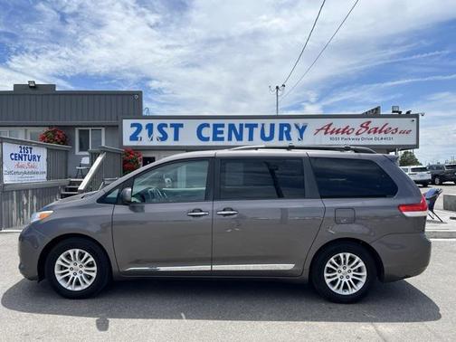 2012 Toyota Sienna XLE
