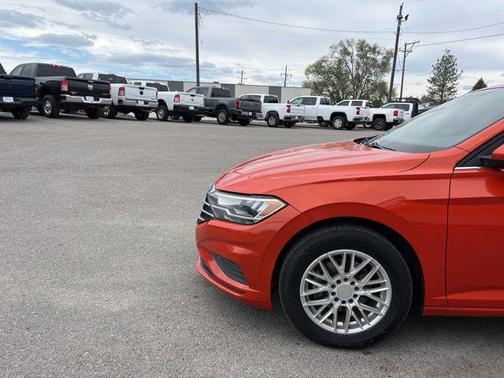 Orange Metallic 2019 Volkswagen Jetta 1.4T S