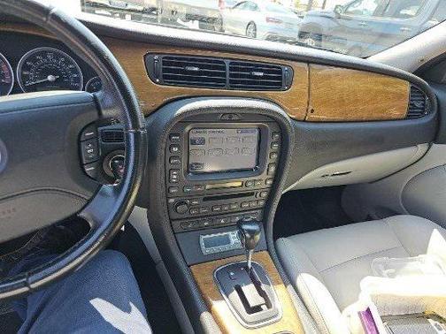 2006 Jaguar S-Type 4.2L V8 R