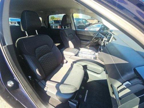 2024 Nissan Pathfinder SV 4WD