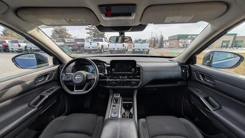 2024 Nissan Pathfinder SV 4WD