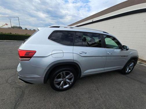 Reflex Silver Metallic 2019 Volkswagen Atlas 3.6L SEL
