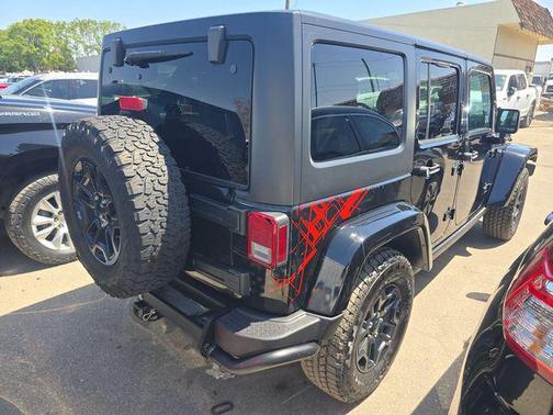 Black Clearcoat 2016 Jeep Wrangler Unlimited Sahara