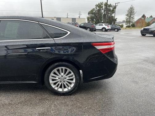 2015 Toyota Avalon Hybrid XLE Premium