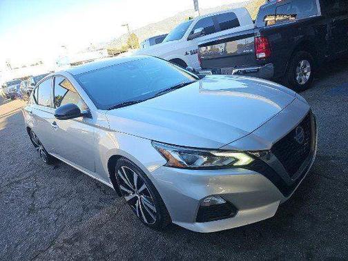 2020 Nissan Altima SR VC-Turbo FWD