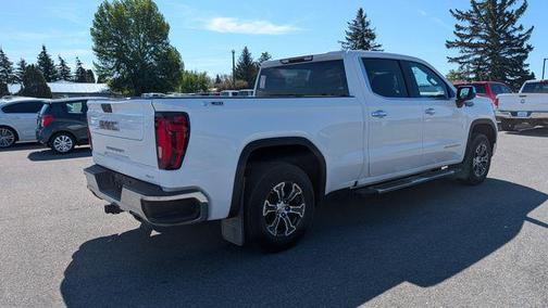 Summit White 2022 GMC Sierra 1500 SLT