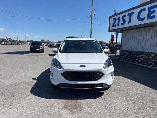 Oxford White 2022 Ford Escape SEL