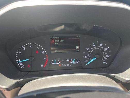 Oxford White 2022 Ford Escape SEL