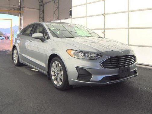 2020 Ford Fusion Hybrid SE