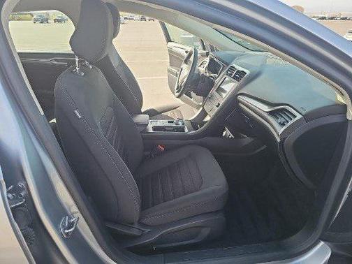 2020 Ford Fusion Hybrid SE