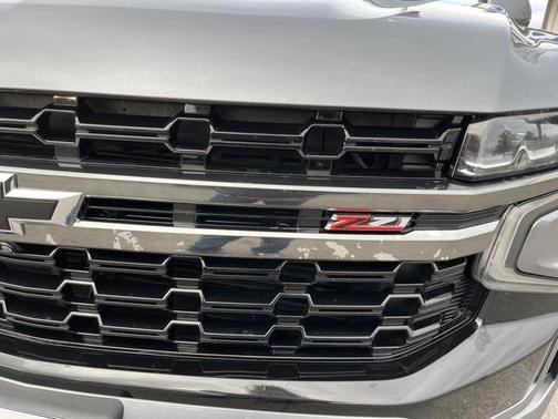 2022 Chevrolet Suburban 4WD Z71