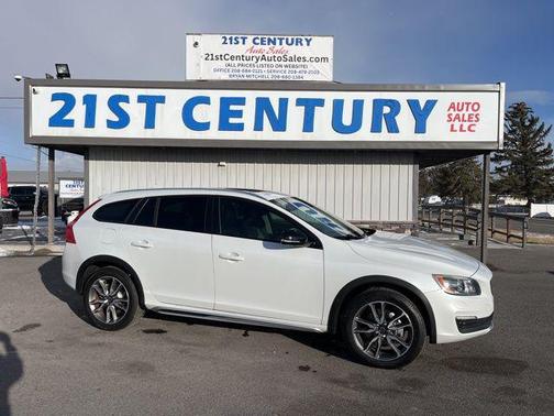 2015 Volvo V60 Cross Country T5 Platinum