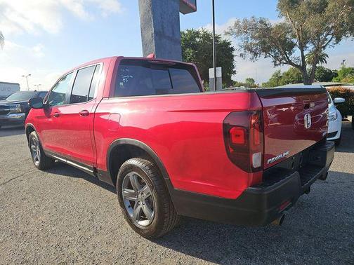 Radiant Red Metallic II 2022 Honda Ridgeline RTL