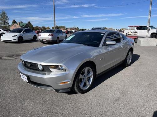 2011 Ford Mustang GT Premium