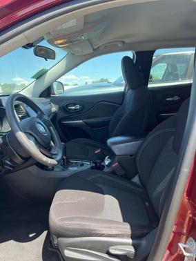 2020 Jeep Cherokee Latitude