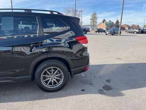 2022 Subaru Forester Premium