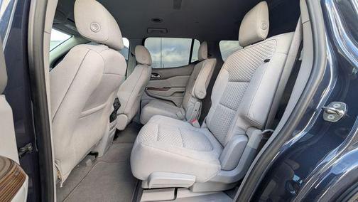 2018 GMC Acadia SLE-2