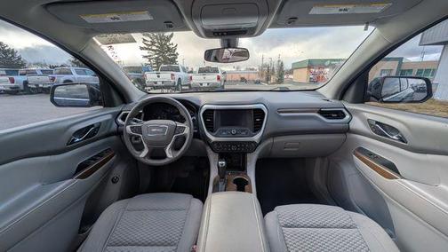 2018 GMC Acadia SLE-2