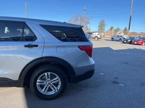 2022 Ford Explorer Base