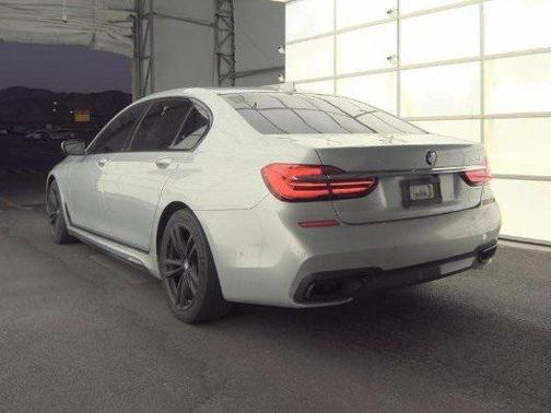 2018 BMW 750 I