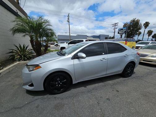 Classic Silver Metallic 2017 Toyota Corolla L