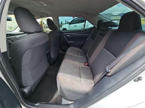 Classic Silver Metallic 2017 Toyota Corolla L