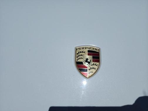 2016 Porsche Cayenne Base