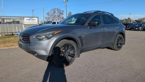 2015 INFINITI QX70 Base