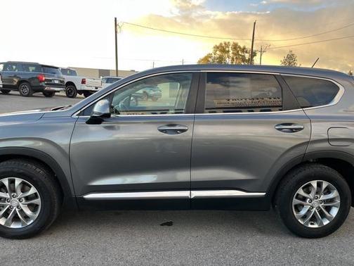2019 Hyundai SANTA FE SE 2.4