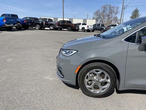 2022 Chrysler Pacifica Limited