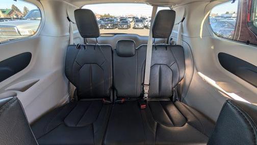 2019 Chrysler Pacifica Hybrid Touring L