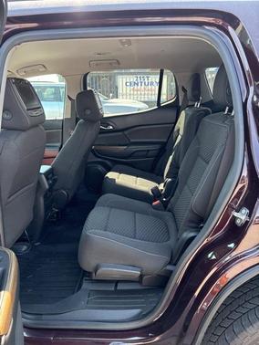 2017 GMC Acadia SLE-2